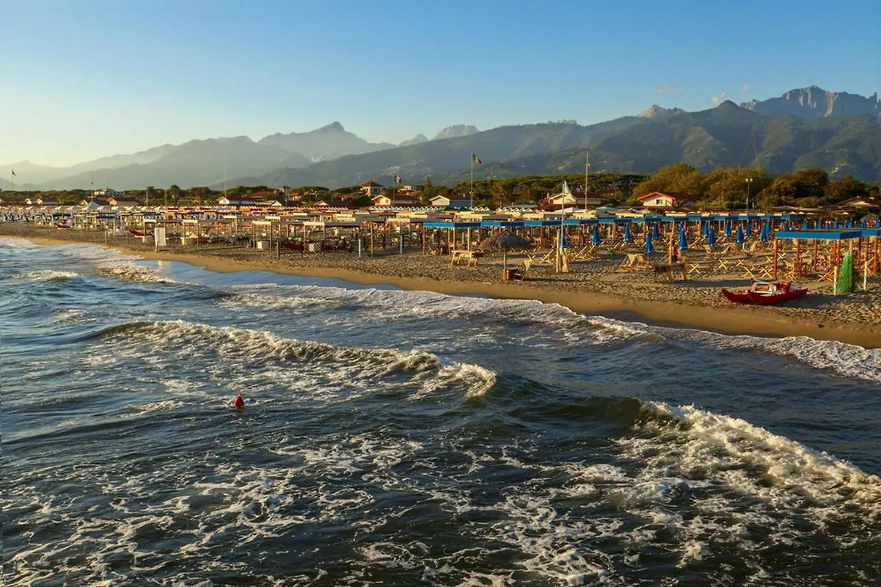 Casa Vittoria 800Mt From Sea Apartment Forte dei Marmi